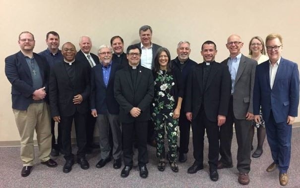 L’attribut alt de cette image est vide, son nom de fichier est Dialogue-catholique-pentecotistes-1.jpg.