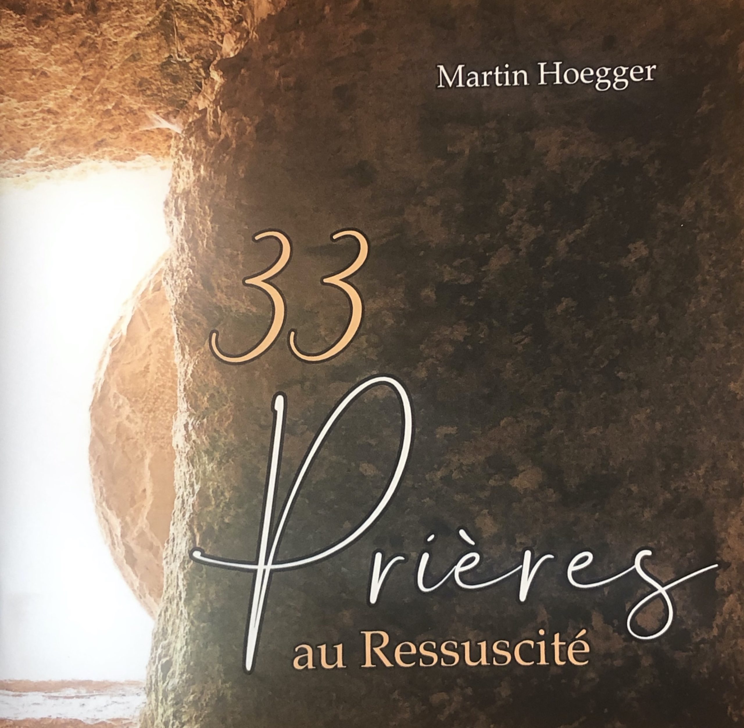 33 prieres au ressuscite. couverture