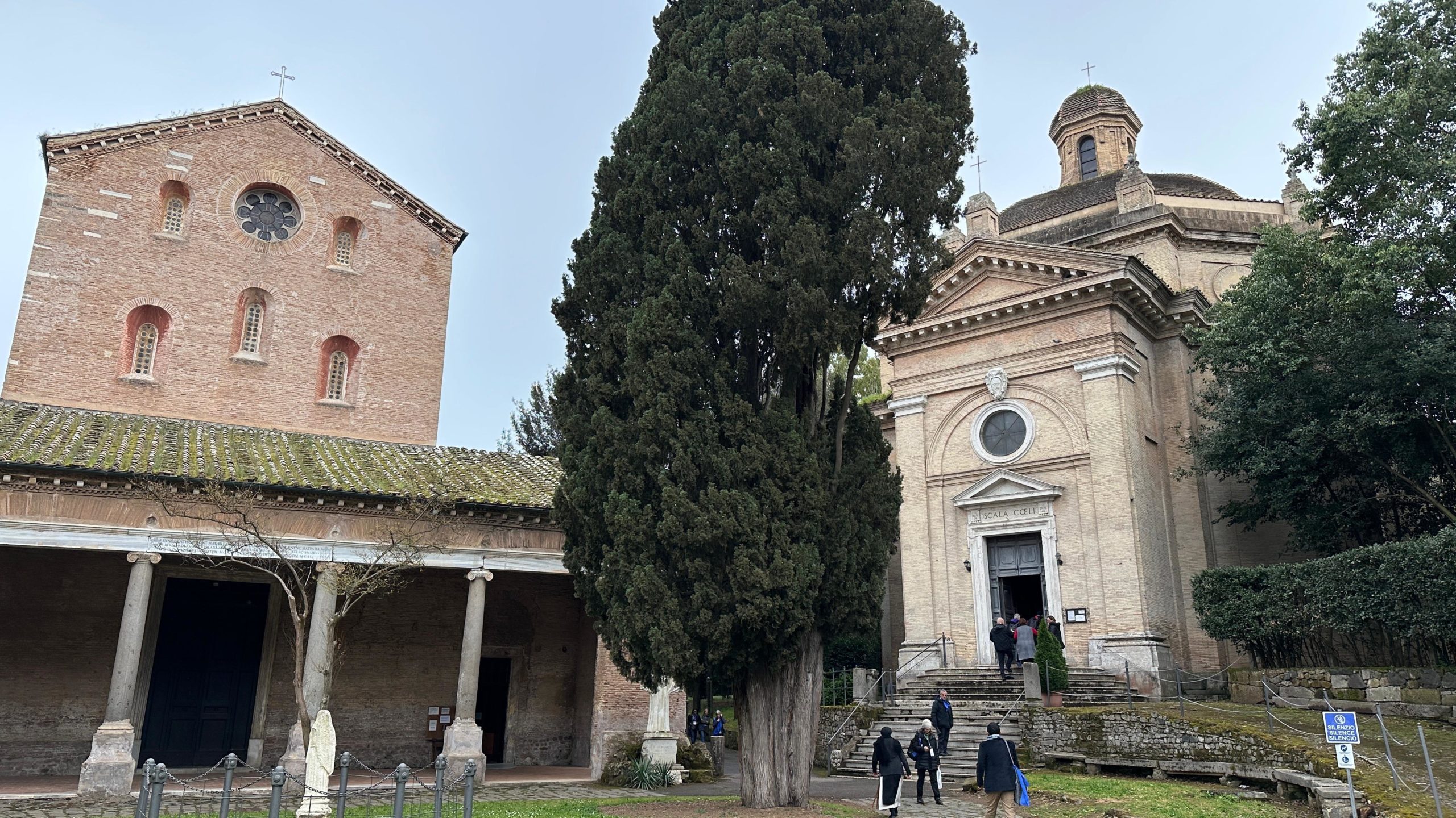 A Rome, sur les lieux des martyrs.